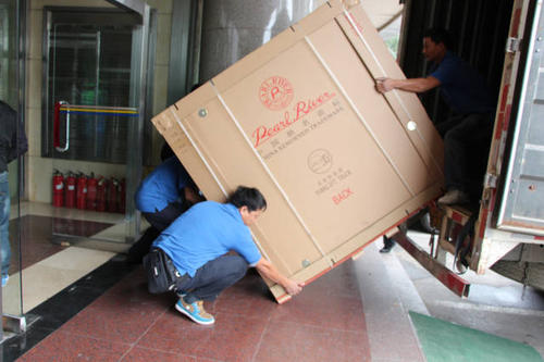 龙子湖钢琴贵重工艺品无忧运